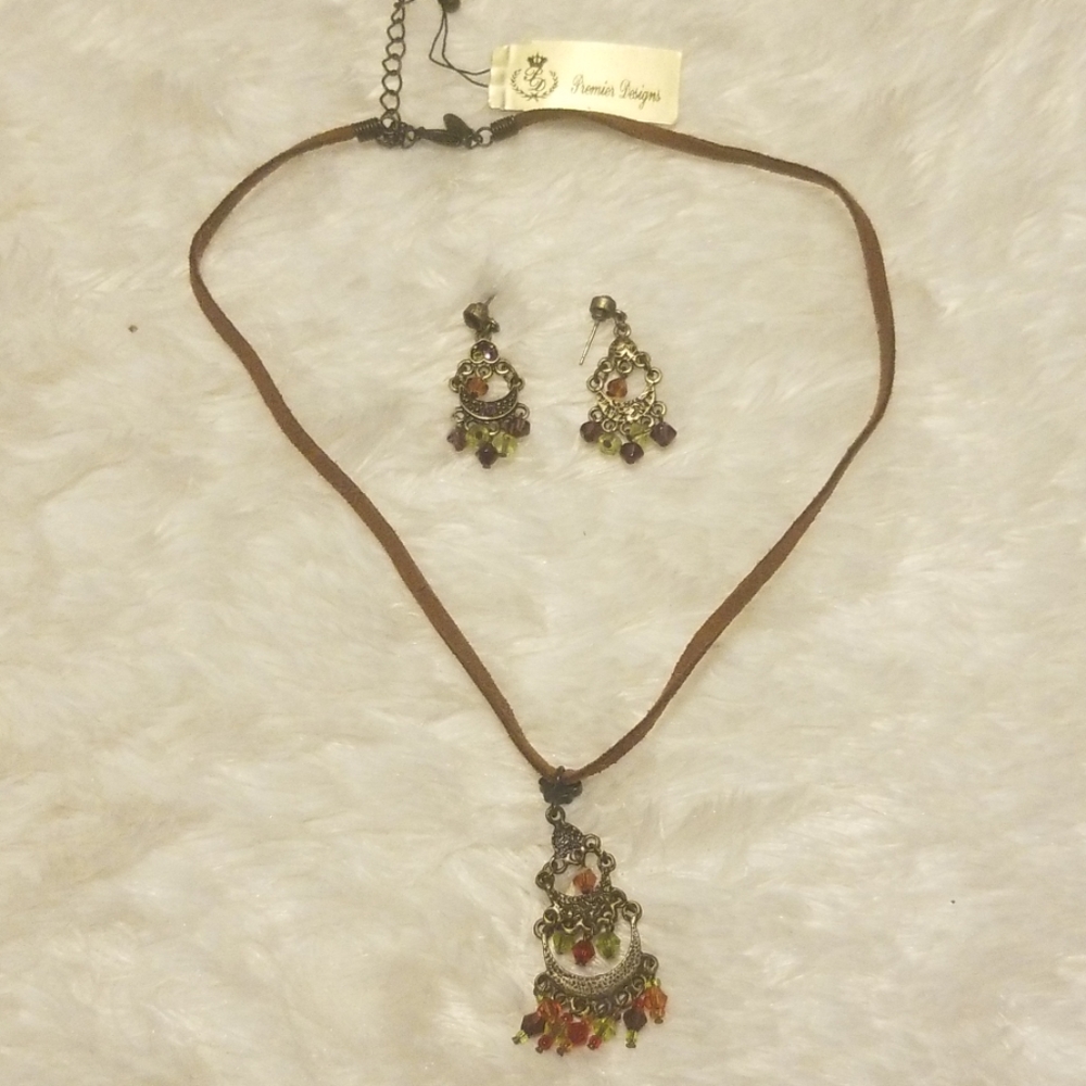 Vintage Chandelier necklace + matching earrings